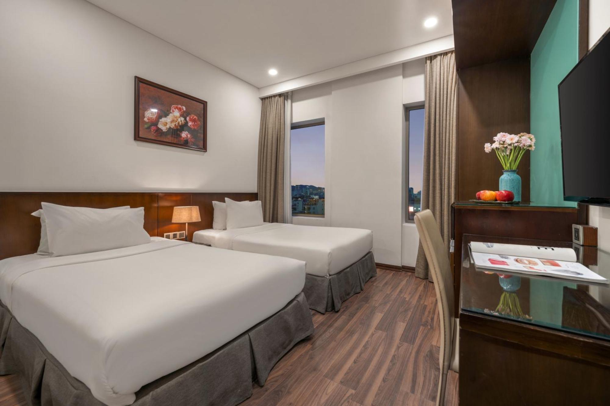 Mitisa Hotel Da Nang - Near Dragon Bridge Екстер'єр фото