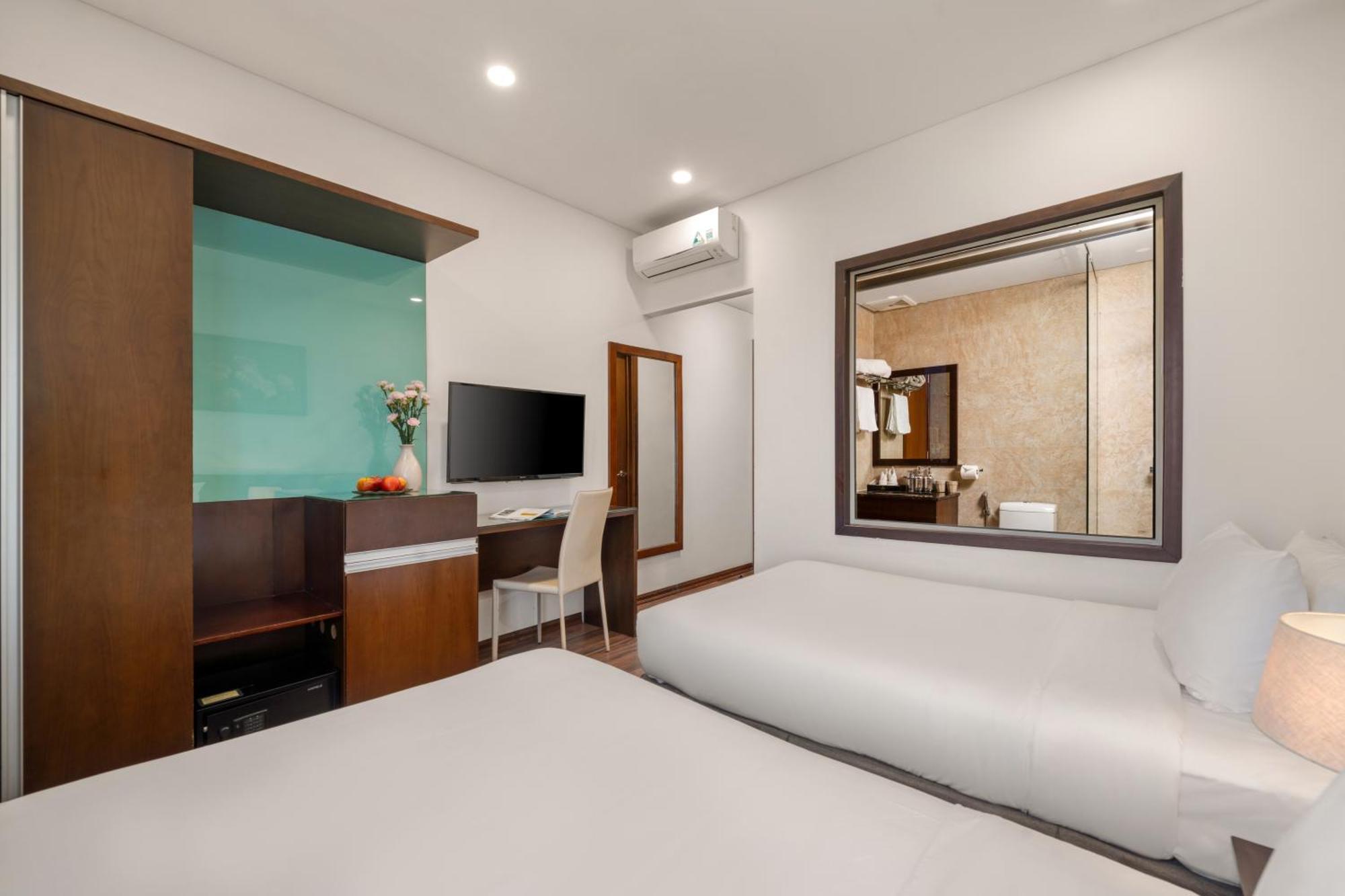 Mitisa Hotel Da Nang - Near Dragon Bridge Екстер'єр фото