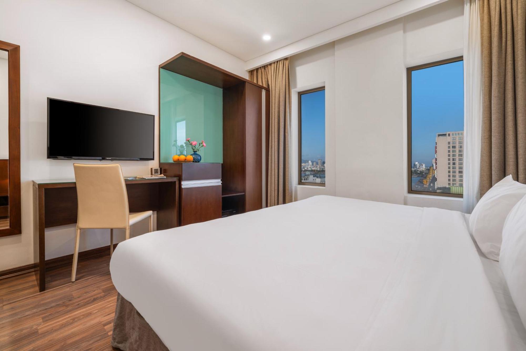 Mitisa Hotel Da Nang - Near Dragon Bridge Екстер'єр фото