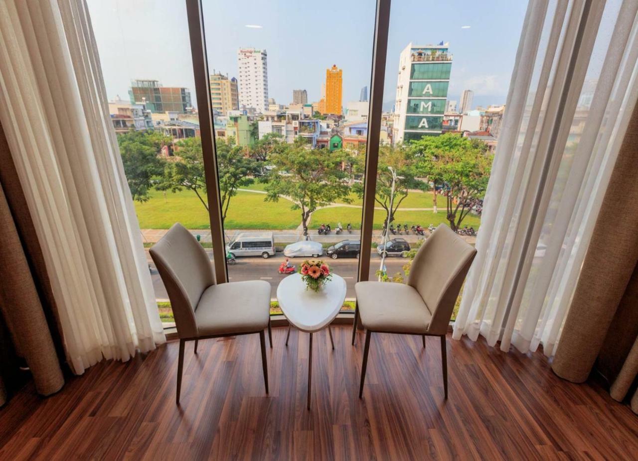 Mitisa Hotel Da Nang - Near Dragon Bridge Екстер'єр фото